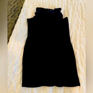 Gianni Bini, ribbed turtleneck tank size medium